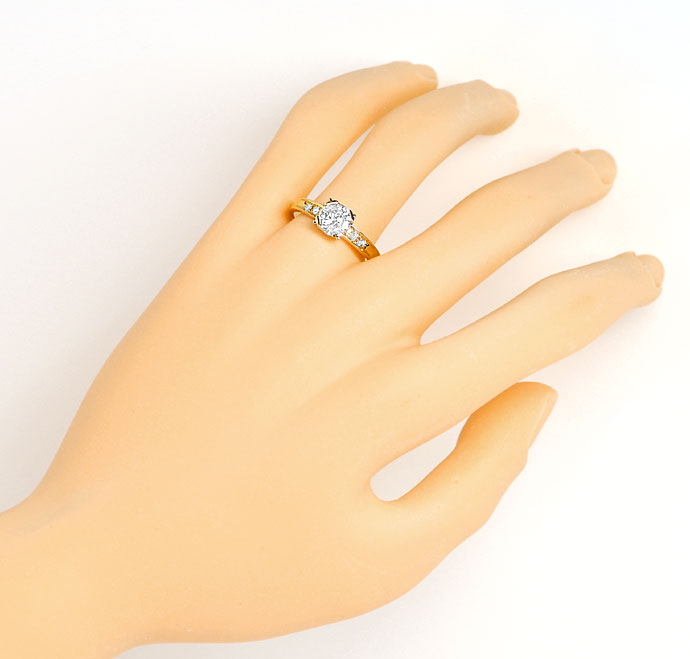 Foto 4 - Brillant-Ring mit Einkaräter und Diamanten Schiene 18K, S9132